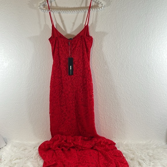 FASHION NOVA Elegant Sexy Lace Maxi Dress Red Size Small NEW - Picture 6 of 11